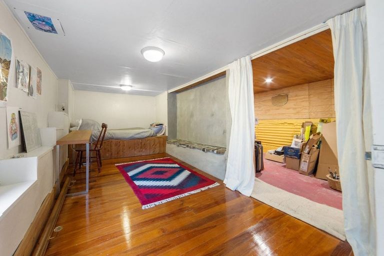 Photo of property in 36 Park Terrace, Corsair Bay, Lyttelton, 8082