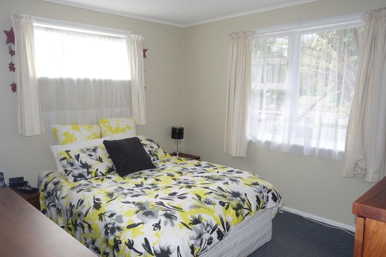 Photo of property in 9 Baffin Grove, Kingston, Wellington, 6021