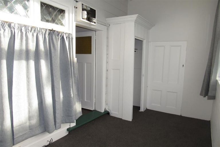 Photo of property in 195 The Terrace, Wellington Central, Wellington, 6011