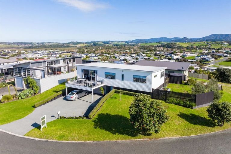 Photo of property in 25 Driftwood Place, Mangawhai Heads, Mangawhai, 0505