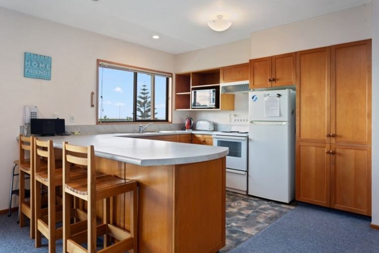 Photo of property in 12 Buxton Place, Gore Bay, Cheviot, 7383