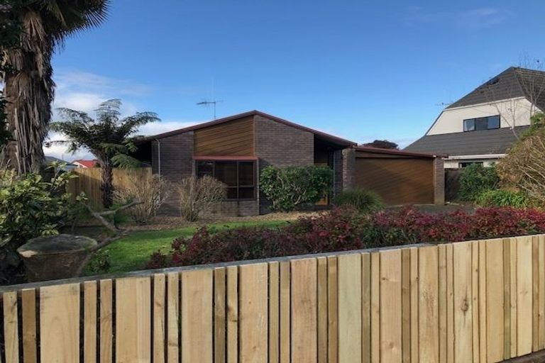 Photo of property in 60 Raymond Street, Fairview Downs, Hamilton, 3214