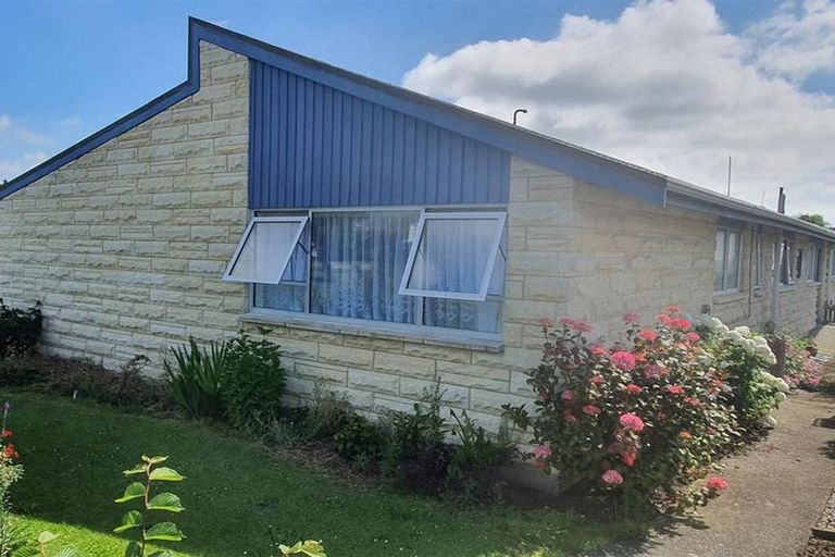 Photo of property in 8 Bond Street, Waimate, 7924