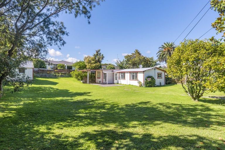 Photo of property in 71 Bluegum Road, Paraparaumu Beach, Paraparaumu, 5032