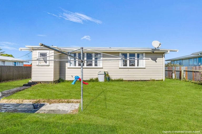 Photo of property in 55 Titoki Street, Castlecliff, Whanganui, 4501