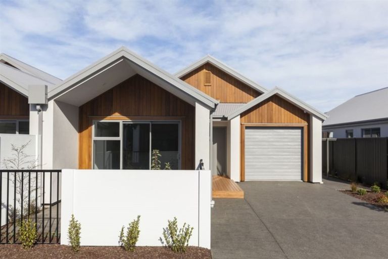 Photo of property in 6 Earhart Lane, Wigram, Christchurch, 8042