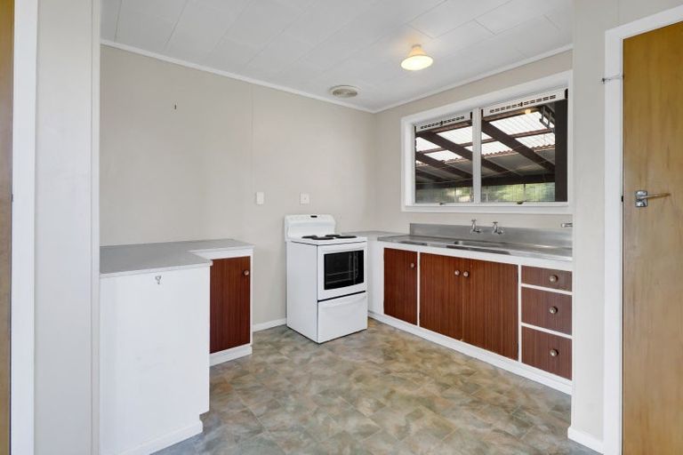 Photo of property in 2a Seyton Street, Stratford, 4332