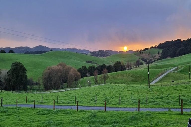 Photo of property in 1540 Millbrook Road, Taipuha, Paparoa, 0571