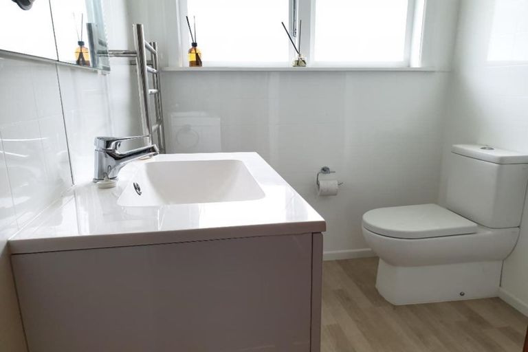 Photo of property in 9a Helvetia Grove, Naenae, Lower Hutt, 5011