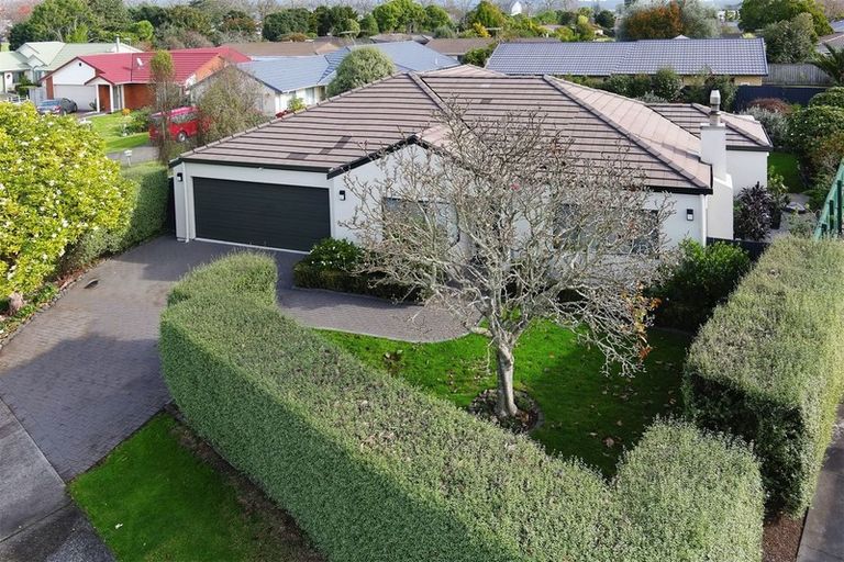 Photo of property in 27 Maurice Borich Place, Henderson, Auckland, 0610
