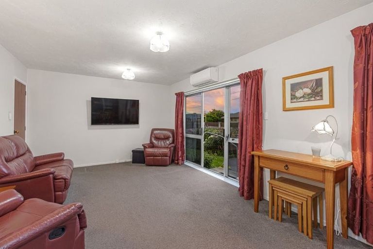 Photo of property in 4/22 Matlock Street, Woolston, Christchurch, 8062