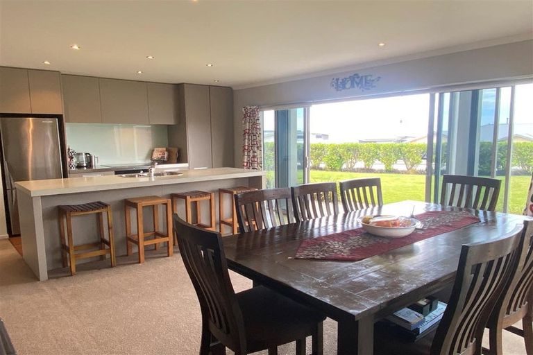 Photo of property in 4 Karoro Place, Karoro, Greymouth, 7805