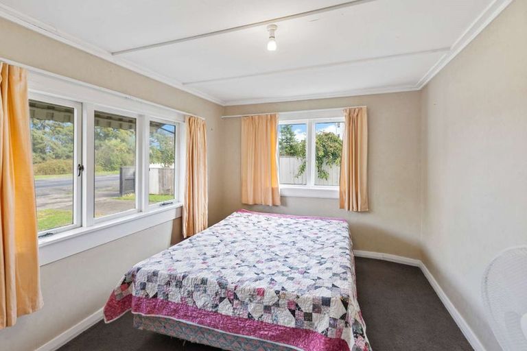 Photo of property in 43 Station Road, Marton, 4710