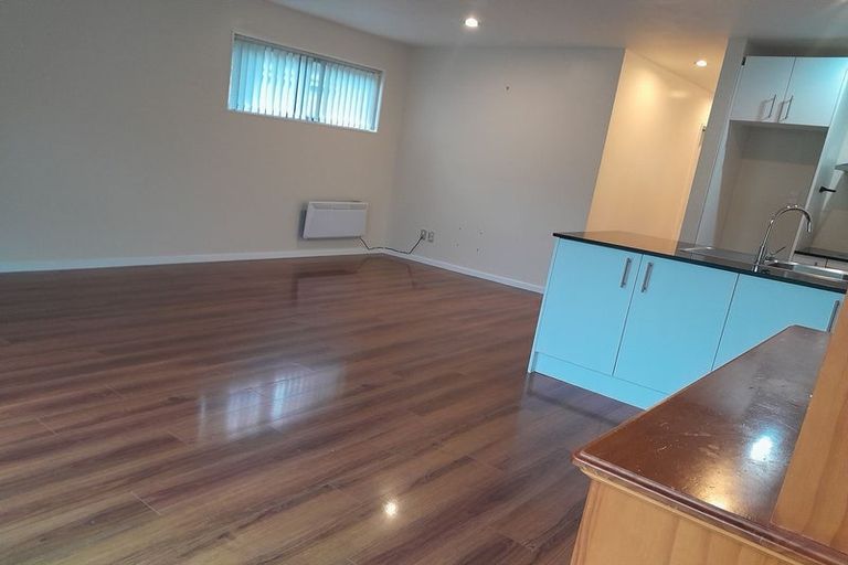 Photo of property in 46 Sherrybrooke Place, Sunnyvale, Auckland, 0612