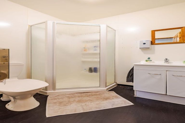 Photo of property in 2b Forth Street, North Dunedin, Dunedin, 9016