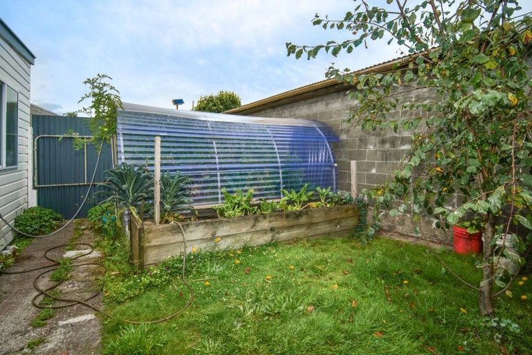 Photo of property in 22 Russell Street, Westport, 7825