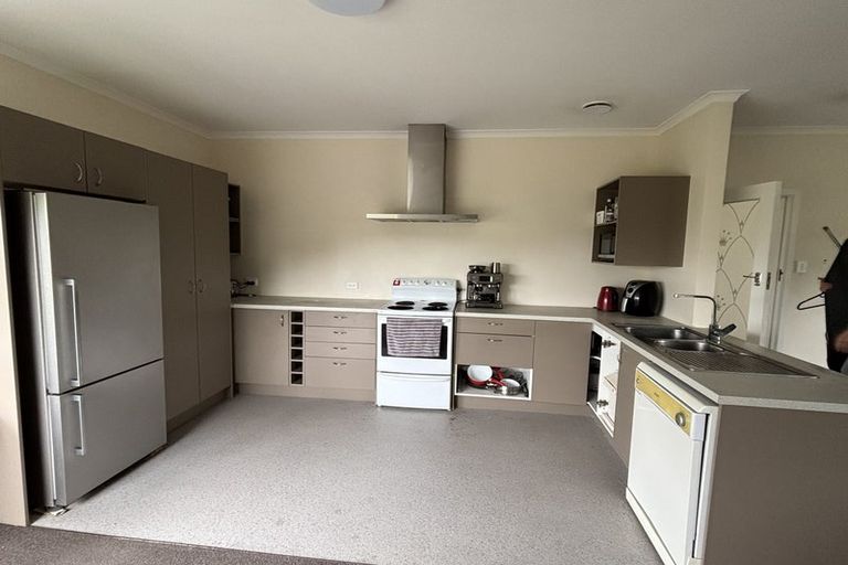 Photo of property in 23 Hereford Street, Wilton, Wellington, 6012