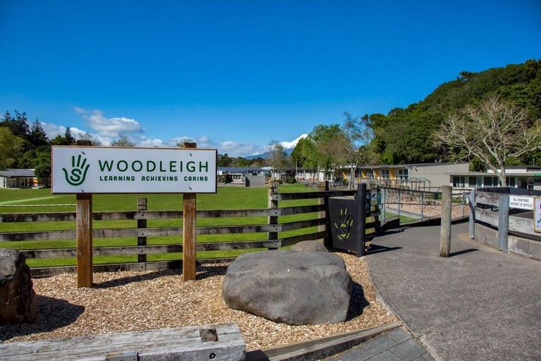 Photo of property in 67 Govett Avenue, Frankleigh Park, New Plymouth, 4310