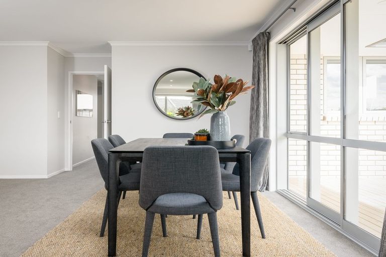 Photo of property in 41 Pyle Road West, One Tree Point, 0118