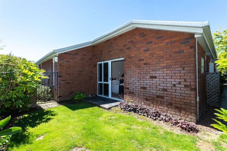 Photo of property in 34 Kedleston Drive, Avonhead, Christchurch, 8042