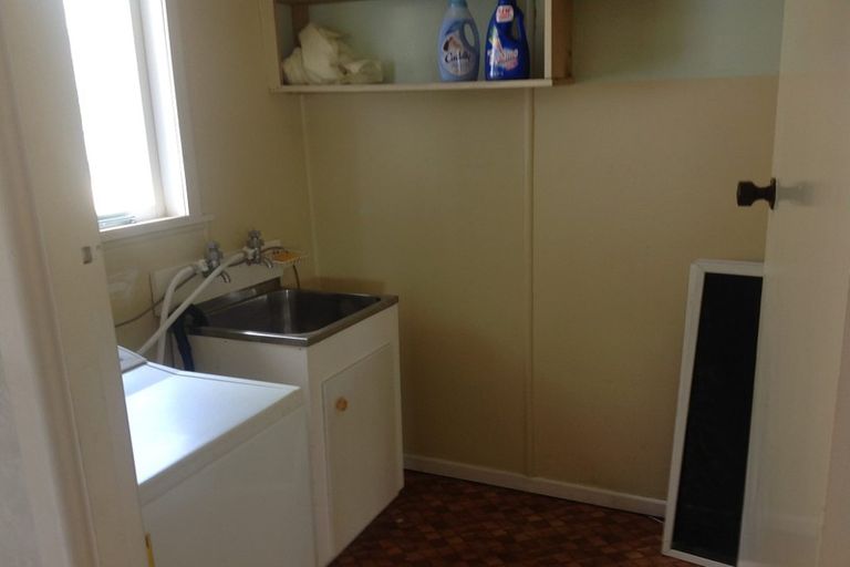 Photo of property in 12 Moana Road, Tinopai, Matakohe, 0593