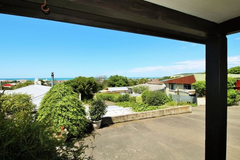 Photo of property in 8b Clyde Street, Oamaru North, Oamaru, 9400