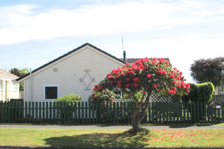Photo of property in 52 Clinkard Avenue, Glenholme, Rotorua, 3010