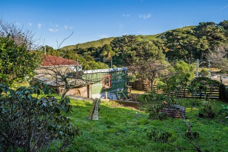 Photo of property in 5 Muri Road, Pukerua Bay, 5026