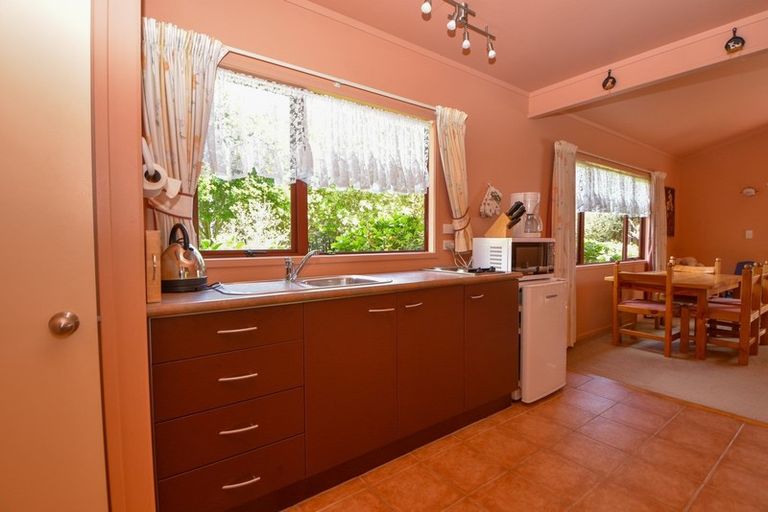 Photo of property in 265 No 1 Line, Tauwharenikau, Featherston, 5771