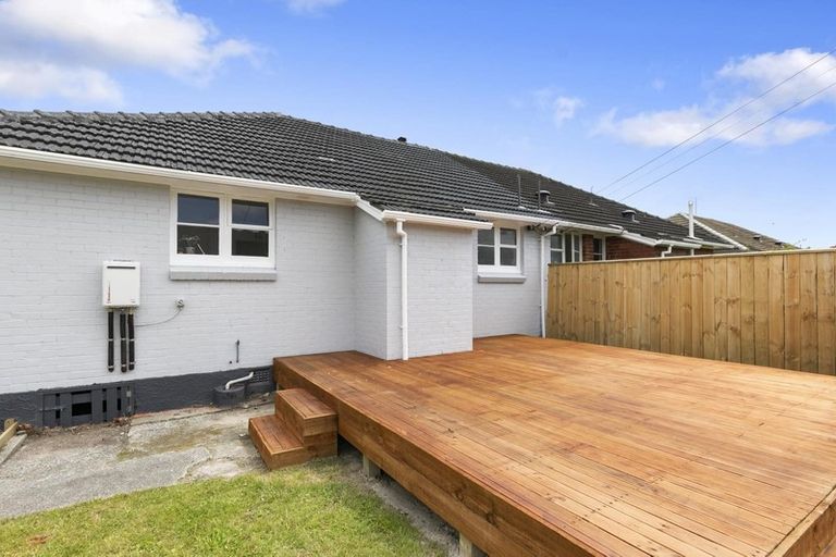 Photo of property in 214 Cambridge Terrace, Naenae, Lower Hutt, 5011