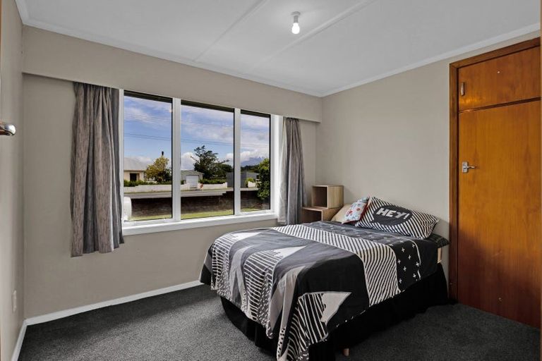 Photo of property in 254 High Street, Eltham, 4322