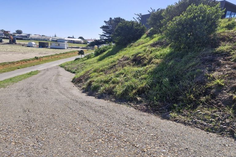 Photo of property in 35 Achilles Avenue, Waitarere, Levin, 5510