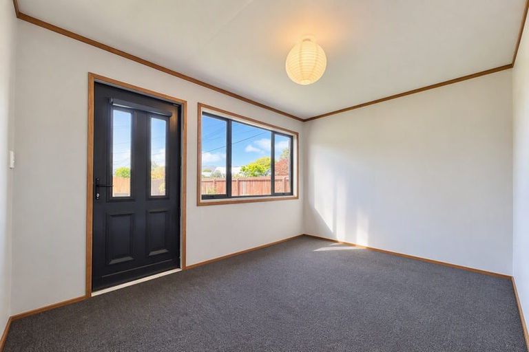 Photo of property in 43 Marshall Street, Woolston, Christchurch, 8023