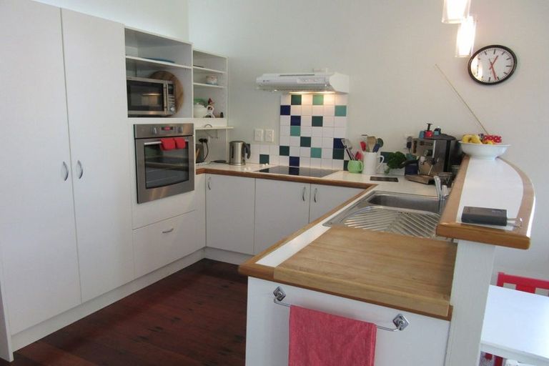 Photo of property in 25 Chamberlain Road, Karori, Wellington, 6012