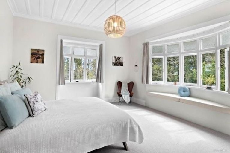 Photo of property in 37 Cameron Road, Waiuku, 2681