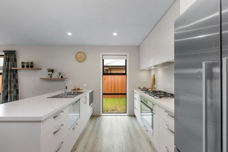 Photo of property in 9 Cressy Place, Darfield, 7510