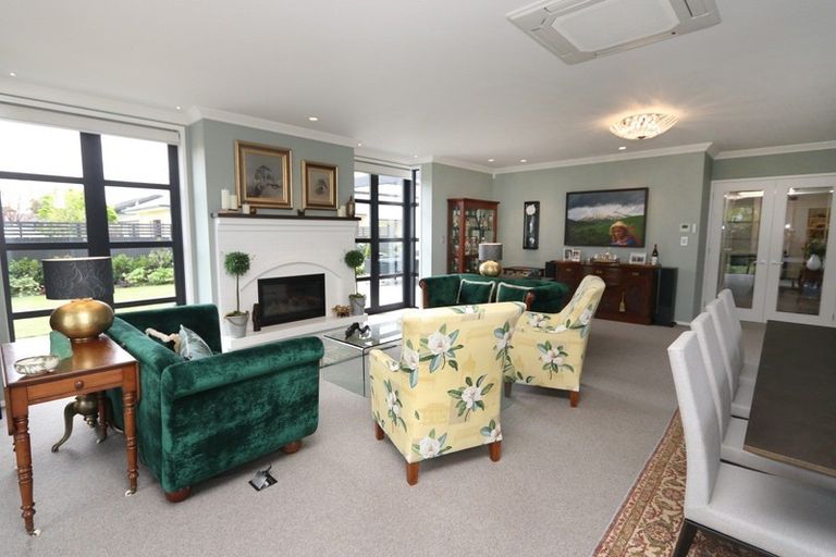 Photo of property in 99 Oak Grove, Ashburton, 7700