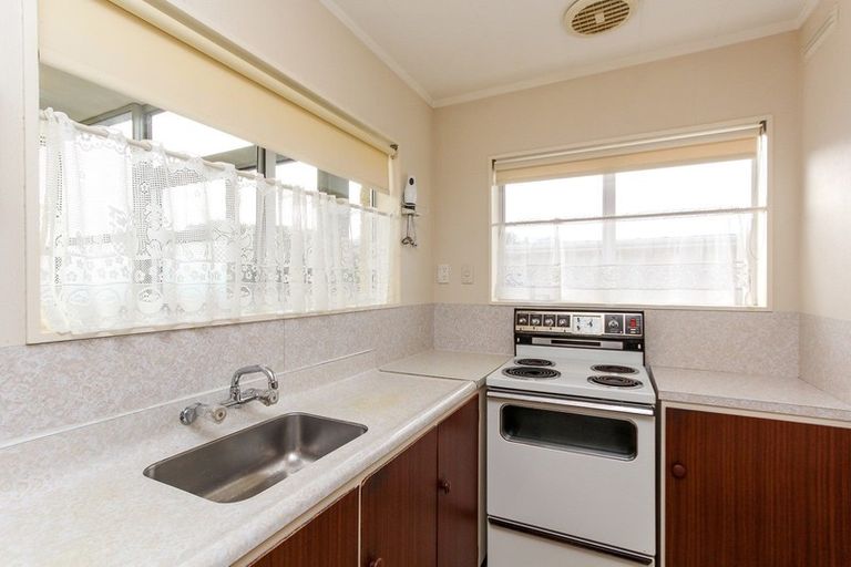 Photo of property in 3b Naumai Place, Spotswood, New Plymouth, 4310