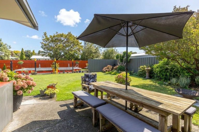 Photo of property in 85 Brandon Street, Featherston, 5710