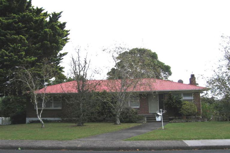 Photo of property in 36 Vera Road, Te Atatu South, Auckland, 0610