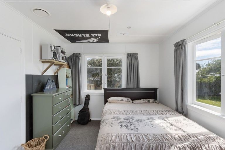 Photo of property in 16 Mason Avenue, Maraenui, Napier, 4110