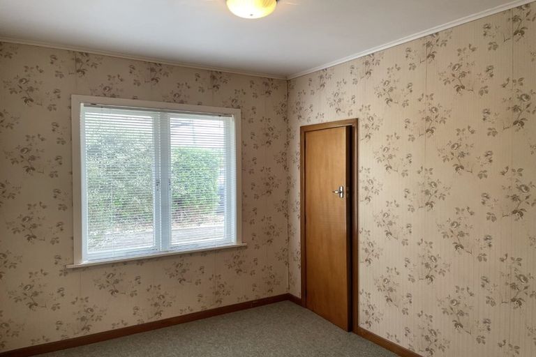 Photo of property in 111 Wallace Road, Mangere Bridge, Auckland, 2022