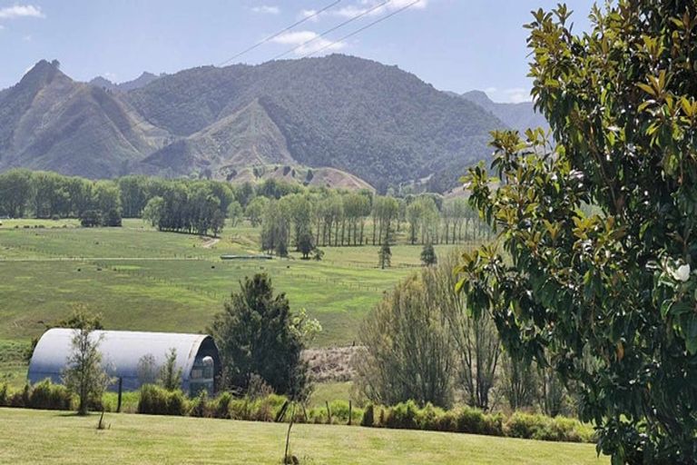 Photo of property in 2336 Mangakahia Road, Parakao, Whangarei, 0172