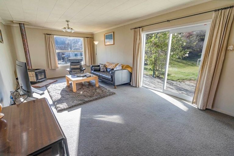 Photo of property in 1 Miners Lane, Clyde, 9330