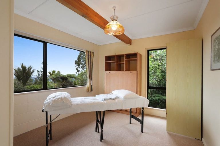 Photo of property in 887 Scenic Drive, Swanson, Henderson, 0781