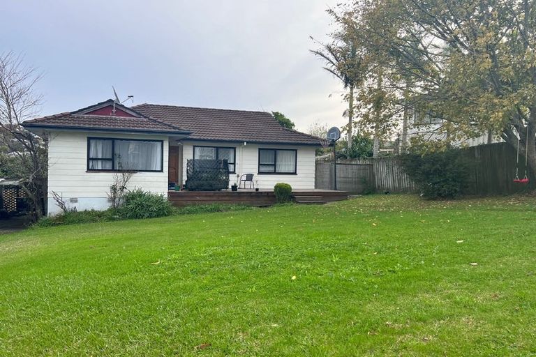 Photo of property in 119 Athena Drive, Totara Vale, Auckland, 0629