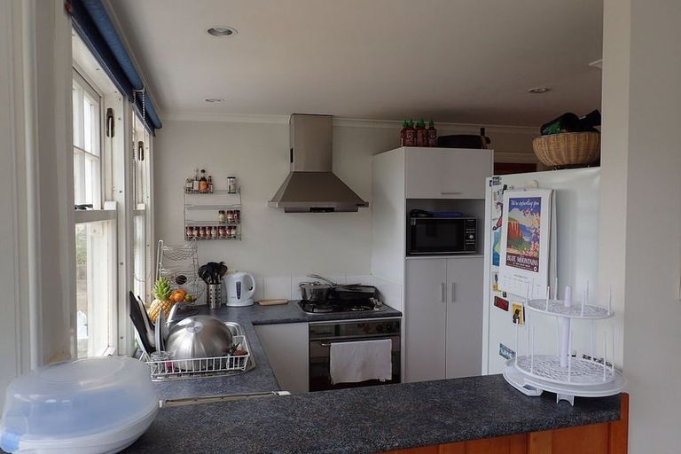 Photo of property in 10 Somerset Avenue, Newtown, Wellington, 6021