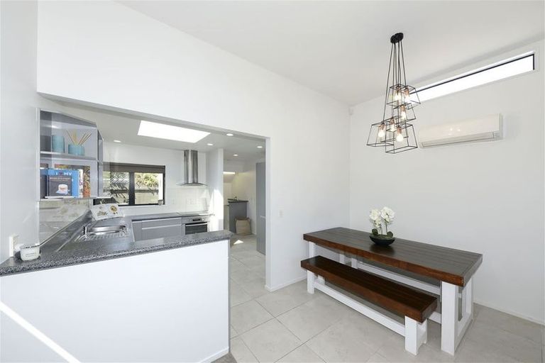 Photo of property in 1/84 Cutts Road, Russley, Christchurch, 8042