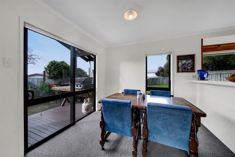 Photo of property in 11a Wicklow Place, Bell Block, New Plymouth, 4312