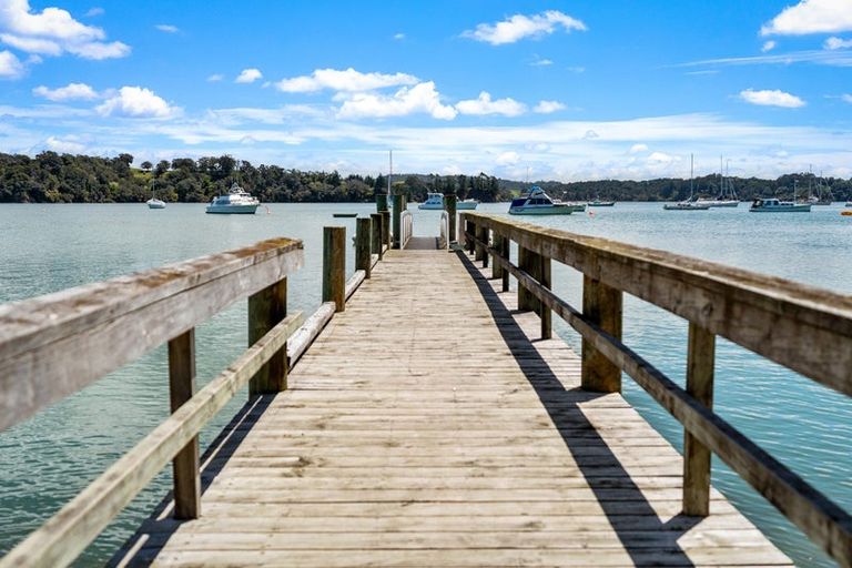 Photo of property in 20 Young Street, Mahurangi East, Warkworth, 0982